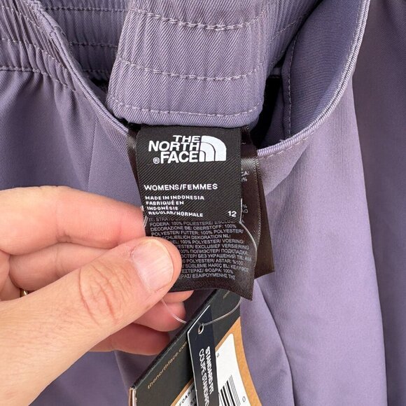 The North Face Standard Short Women's 12 Lunar Slate Outdoor Hiking Comfort - Picture 5 of 14